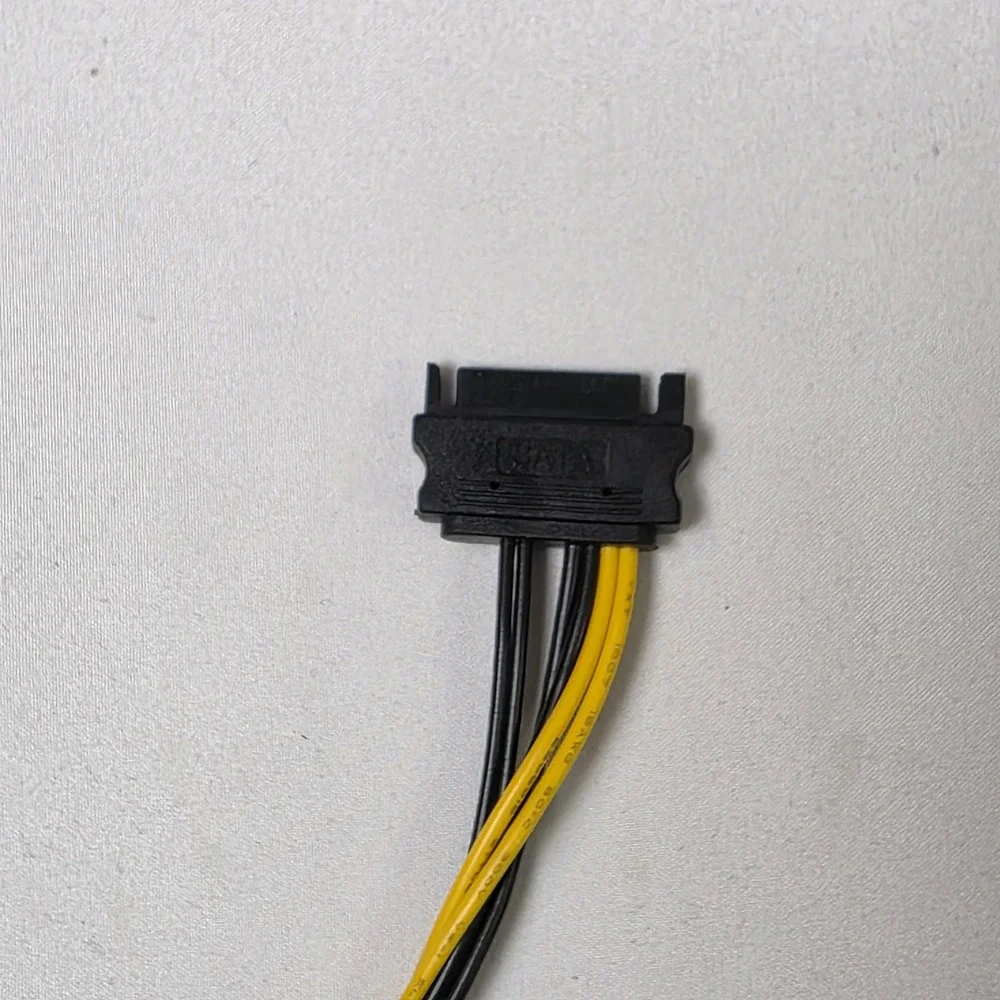 SATA 15-Pin‎ to 6-Pin PCI Express GPU Power Adapter Cable 2-Pack 6